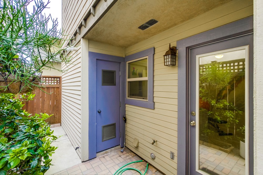 Virtual tour photo 35 of 34 for 4056 Albatross St