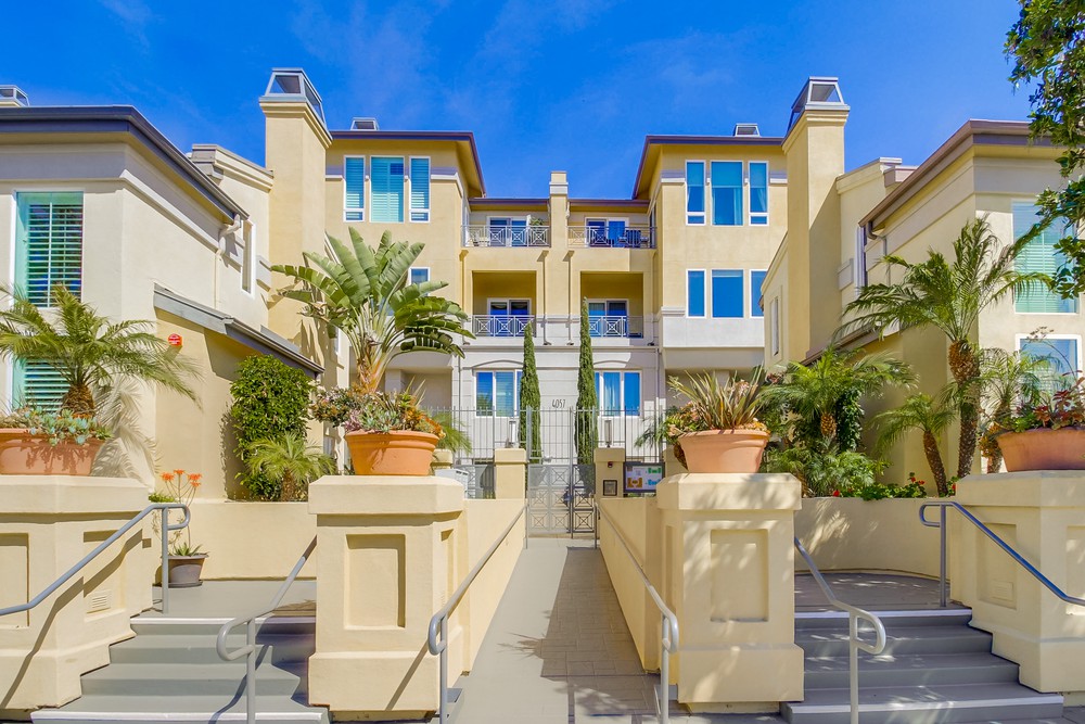 Virtual tour photo 1 of 47 for 4057 1st Ave