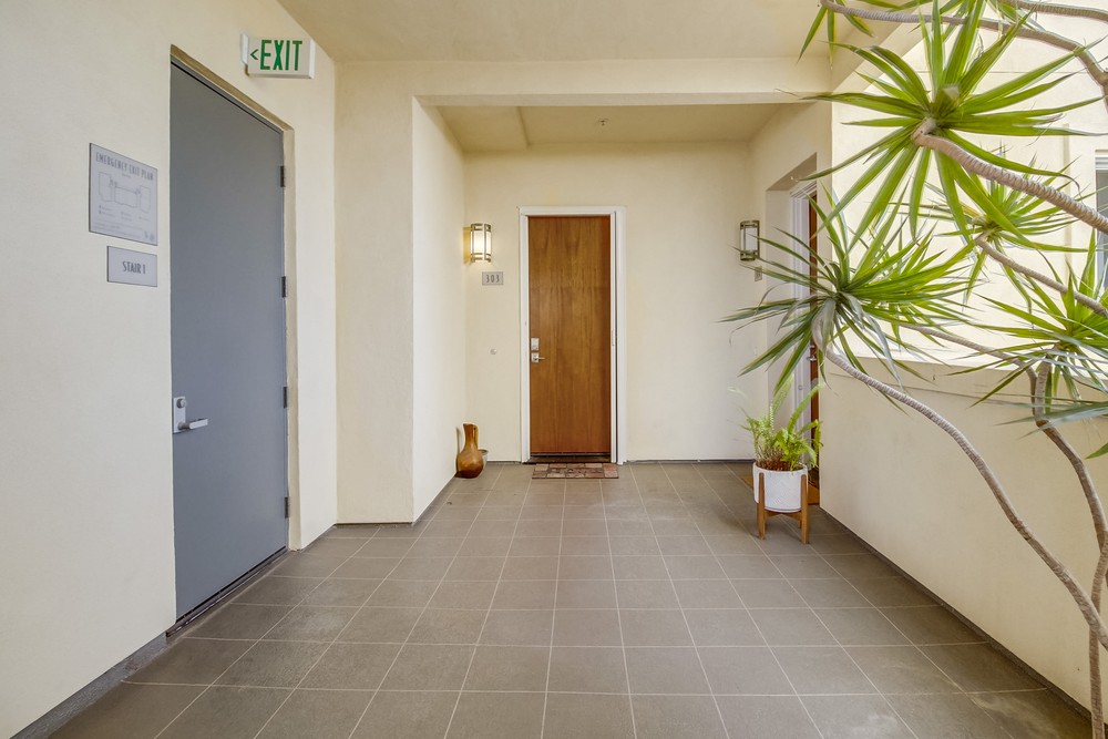 Virtual tour photo 12 of 47 for 4057 1st Ave