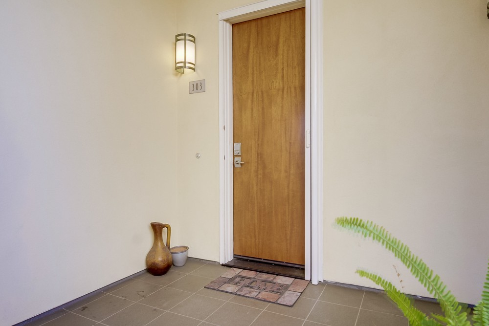 Virtual tour photo 14 of 47 for 4057 1st Ave
