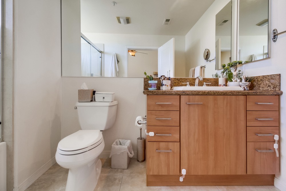 Virtual tour photo 40 of 47 for 4057 1st Ave