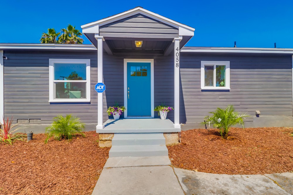 Virtual tour photo 6 of 51 for 4058 50th St