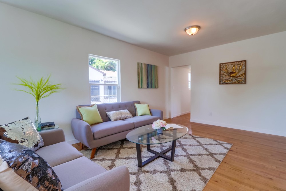 Virtual tour photo 10 of 51 for 4058 50th St