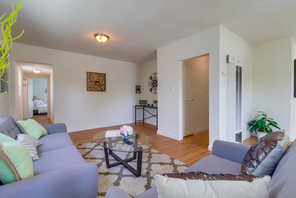 Virtual tour photo 11 of 51 for 4058 50th St