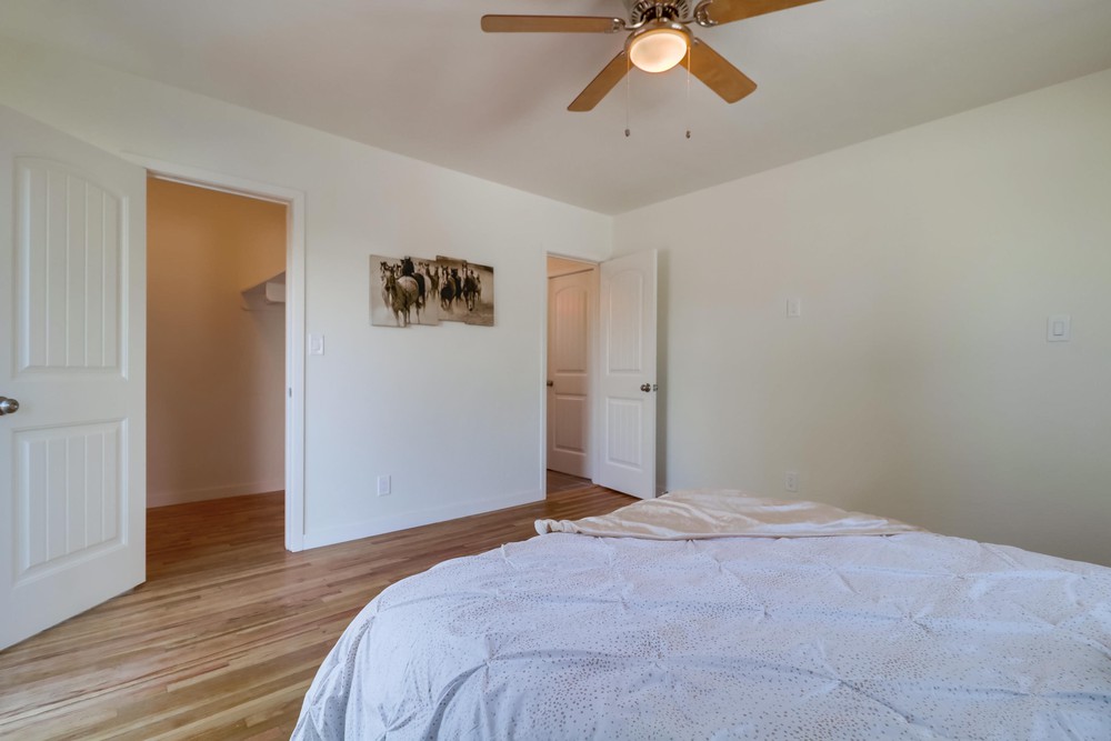 Virtual tour photo 25 of 51 for 4058 50th St