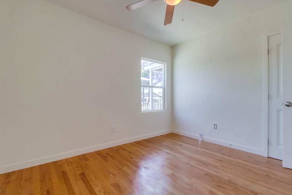 Virtual tour photo 29 of 51 for 4058 50th St