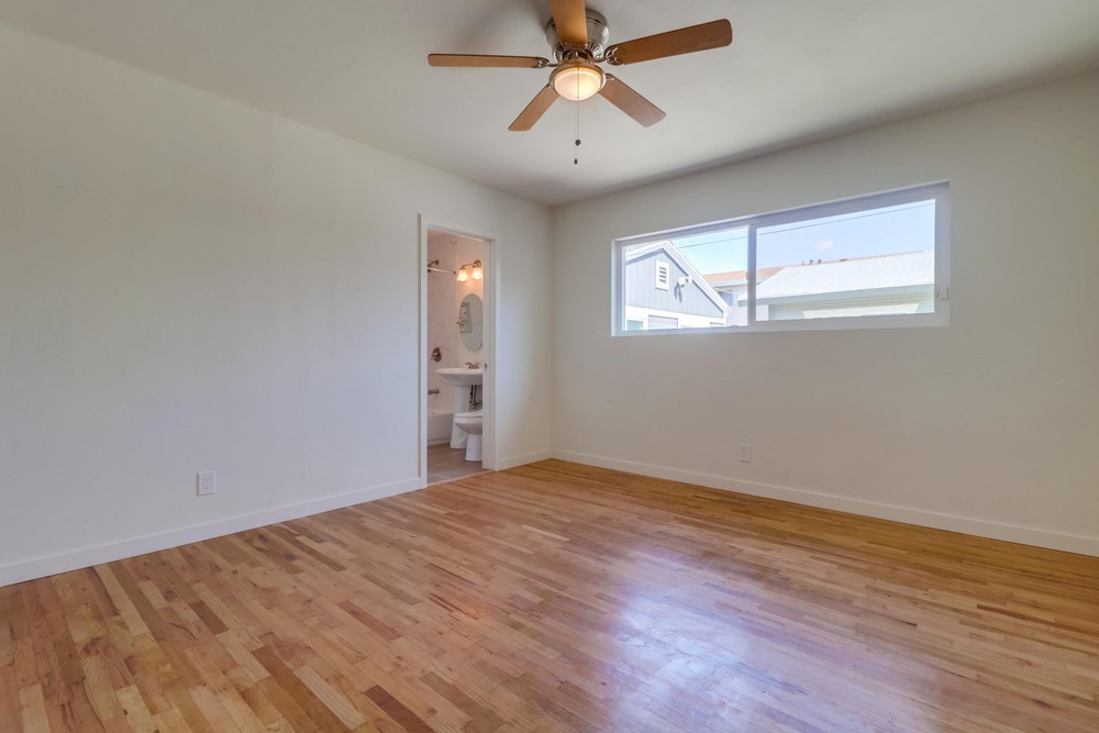 Virtual tour photo 30 of 51 for 4058 50th St