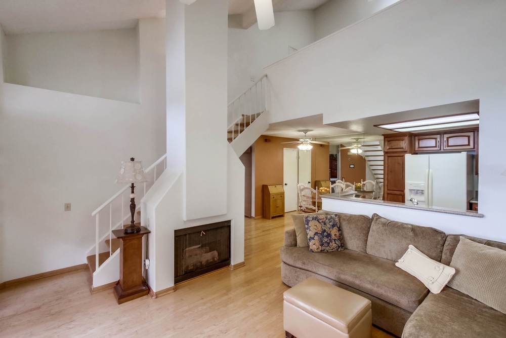 Virtual tour photo 5 of 32 for 4059 Carmel View Rd UNIT 30