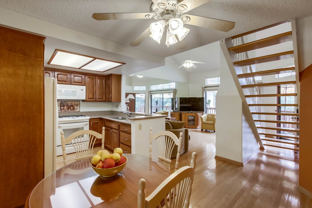 Virtual tour photo 9 of 32 for 4059 Carmel View Rd UNIT 30