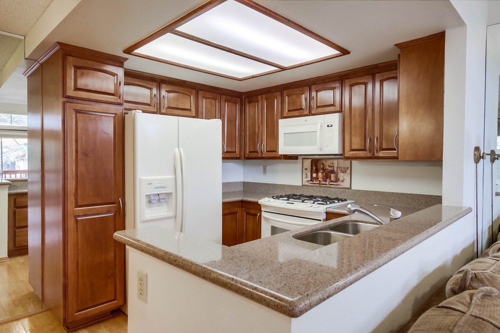 Virtual tour photo 10 of 32 for 4059 Carmel View Rd UNIT 30