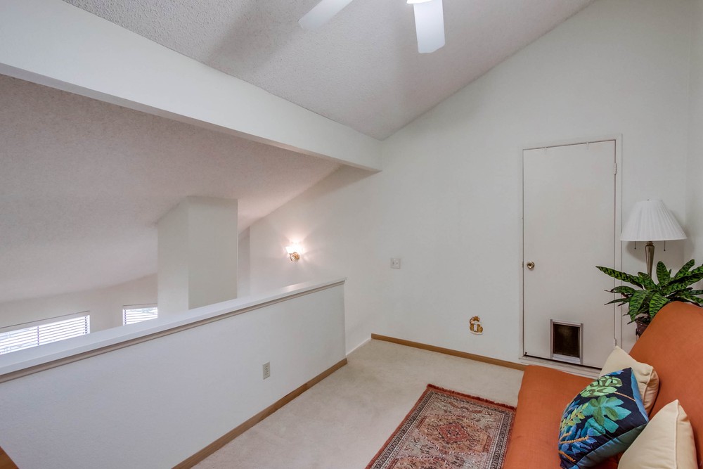 Virtual tour photo 21 of 32 for 4059 Carmel View Rd UNIT 30