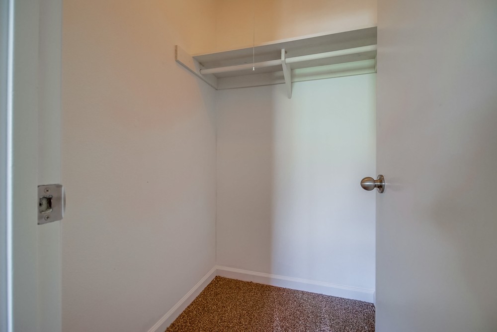 Virtual tour photo 32 of 45 for 406 S 33rd St