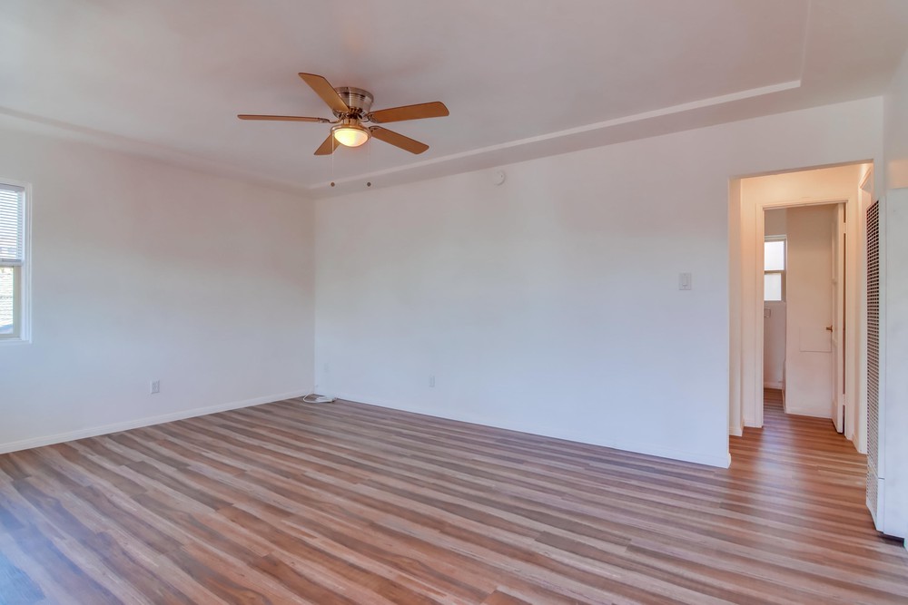 Virtual tour photo 11 of 33 for 4061 Kansas St