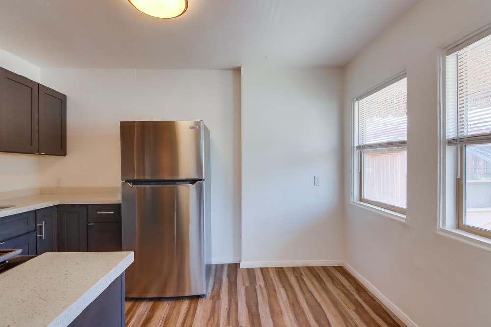 Virtual tour photo 16 of 33 for 4061 Kansas St