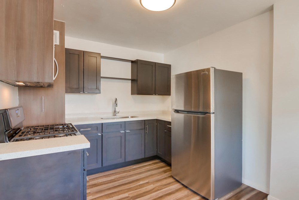 Virtual tour photo 17 of 33 for 4061 Kansas St