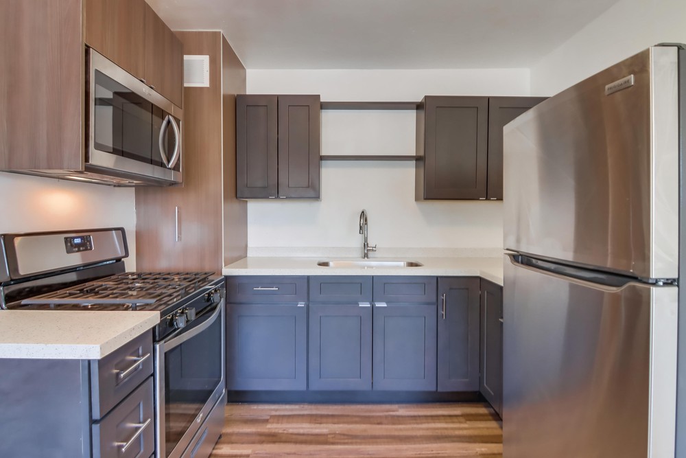Virtual tour photo 18 of 33 for 4061 Kansas St