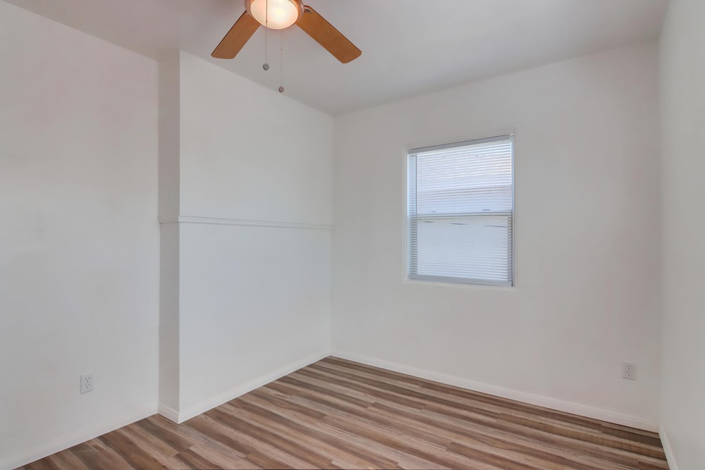 Virtual tour photo 25 of 33 for 4061 Kansas St