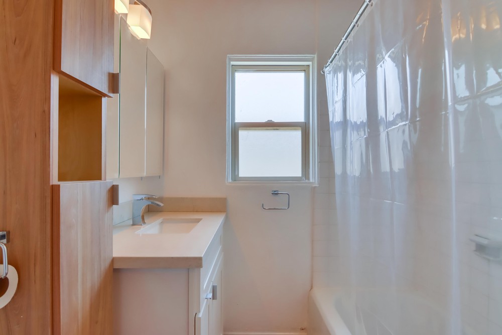 Virtual tour photo 30 of 33 for 4061 Kansas St