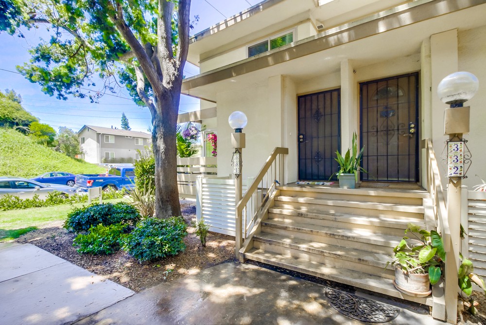 Virtual tour photo 6 of 44 for 4062 Valeta St #331