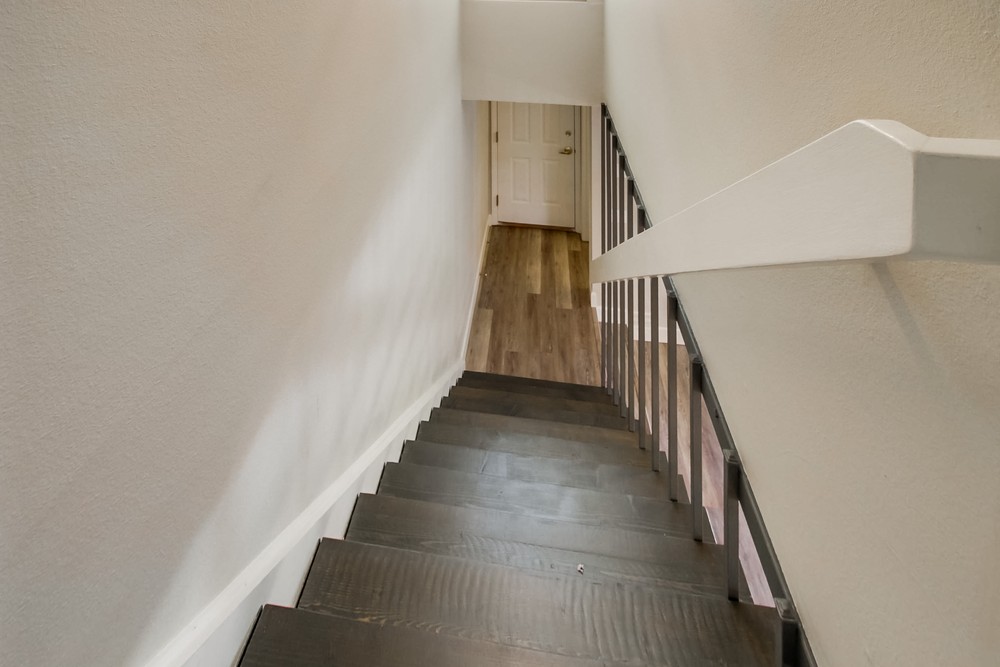 Virtual tour photo 8 of 44 for 4062 Valeta St #331
