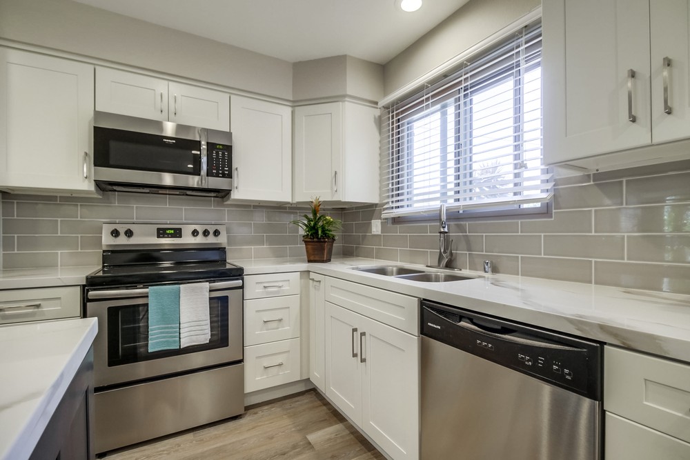 Virtual tour photo 16 of 44 for 4062 Valeta St #331
