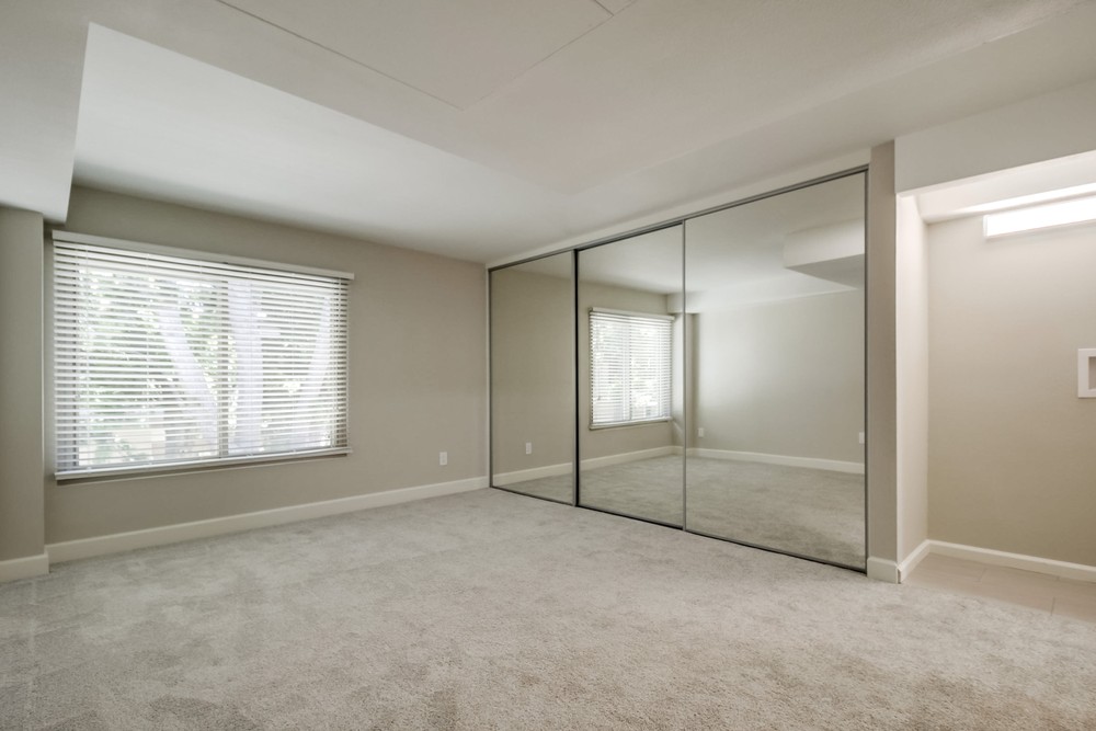 Virtual tour photo 23 of 44 for 4062 Valeta St #331