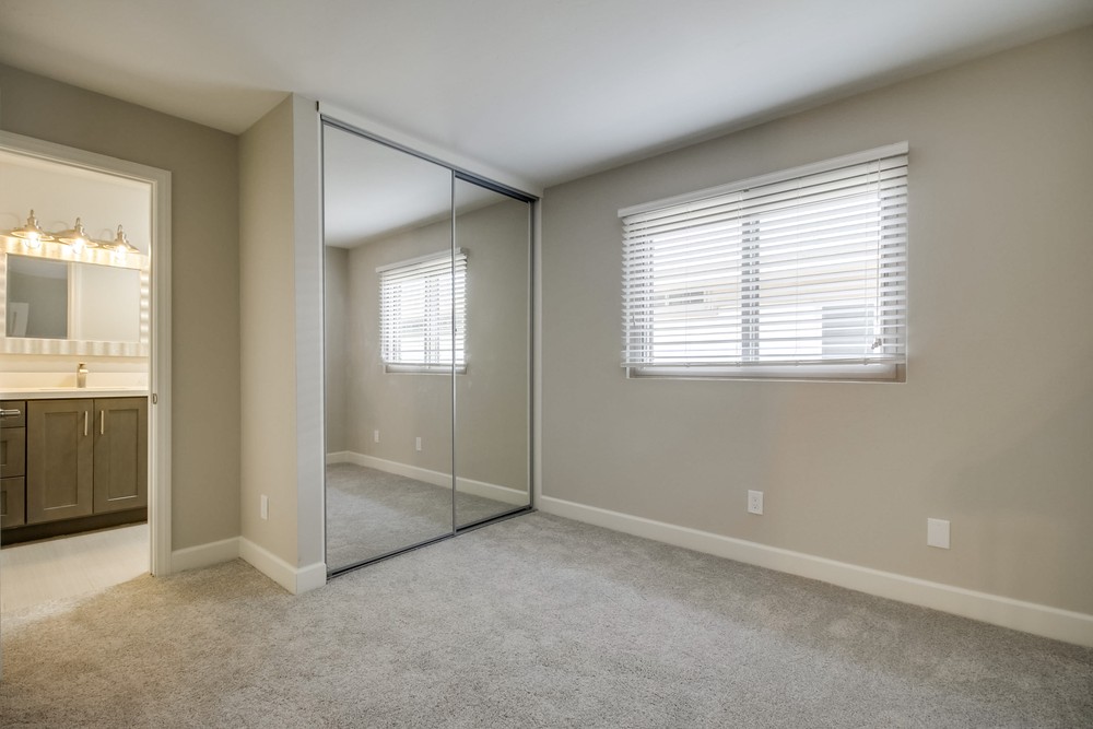 Virtual tour photo 27 of 44 for 4062 Valeta St #331