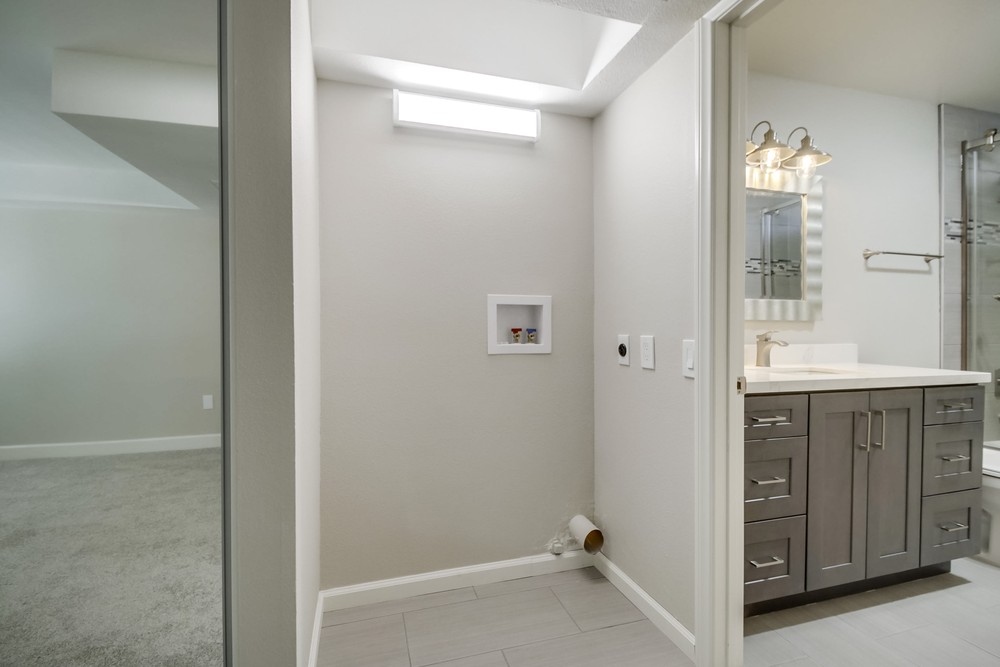 Virtual tour photo 29 of 44 for 4062 Valeta St #331
