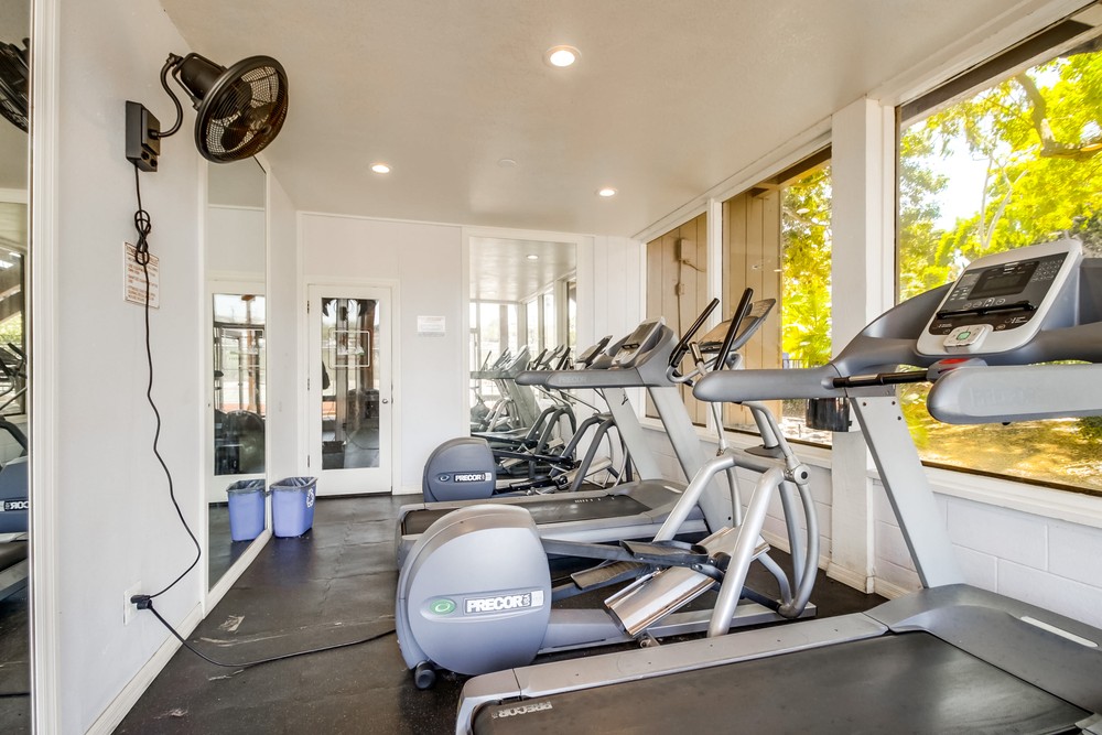 Virtual tour photo 30 of 44 for 4062 Valeta St #331