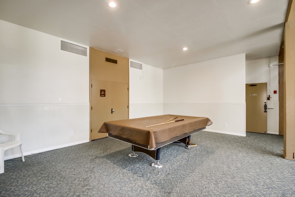 Virtual tour photo 33 of 44 for 4062 Valeta St #331