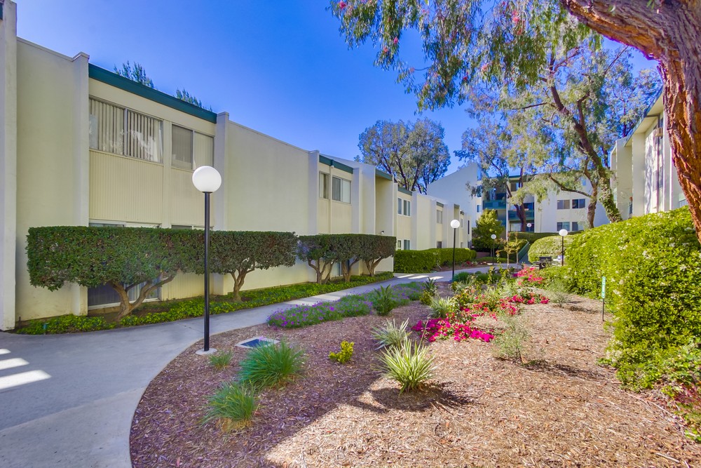 Virtual tour photo 6 of 36 for 4064 Huerfano Ave #173