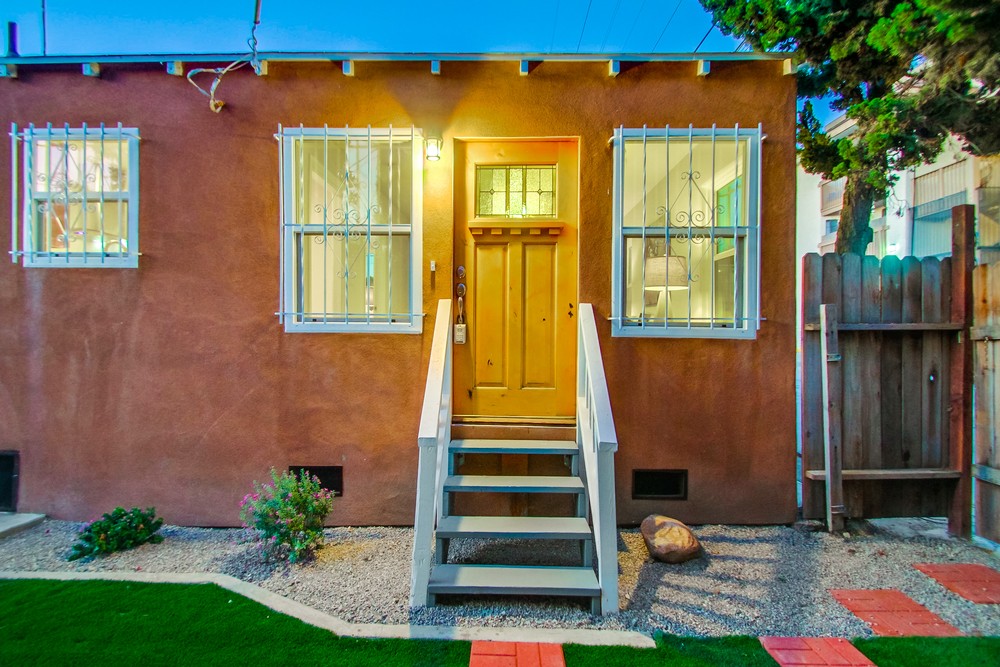 Virtual tour photo 4 of 48 for 4064 Laverne Pl