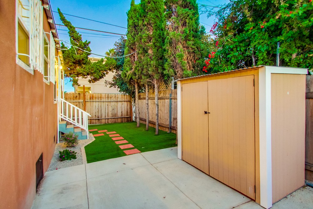 Virtual tour photo 10 of 48 for 4064 Laverne Pl