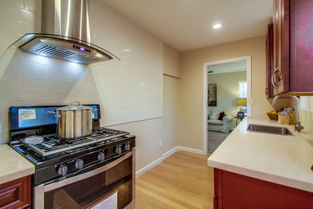 Virtual tour photo 24 of 48 for 4064 Laverne Pl