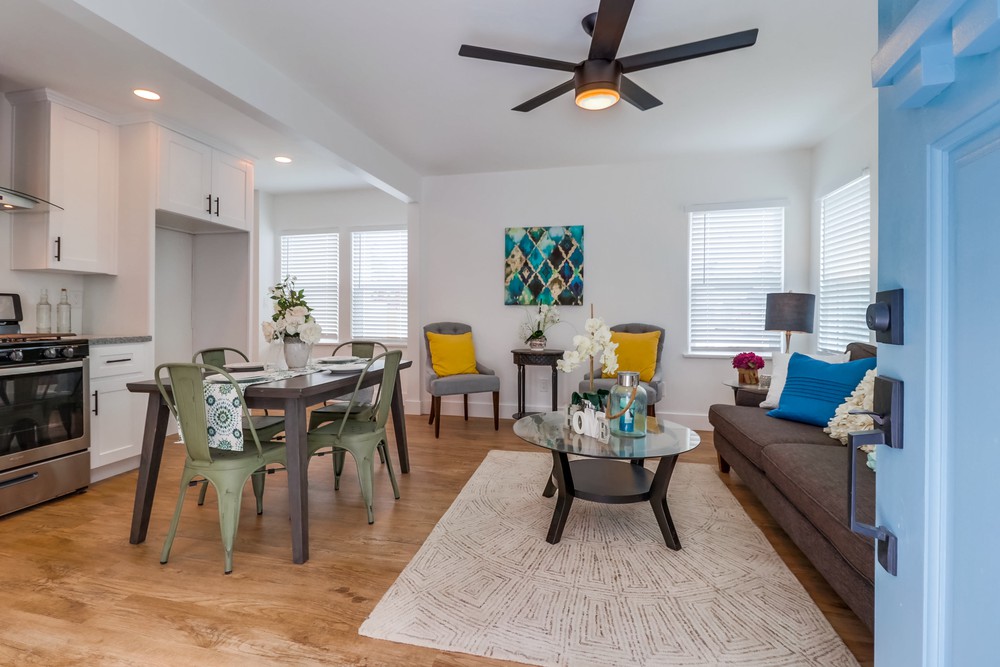 Virtual tour photo 10 of 34 for 4064 Laverne Pl