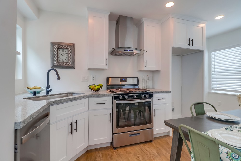 Virtual tour photo 21 of 34 for 4064 Laverne Pl