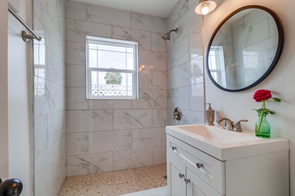 Virtual tour photo 27 of 34 for 4064 Laverne Pl