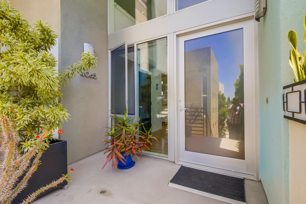 Virtual tour photo 5 of 62 for 4065 Brant St