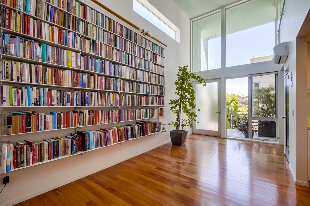 Virtual tour photo 9 of 62 for 4065 Brant St