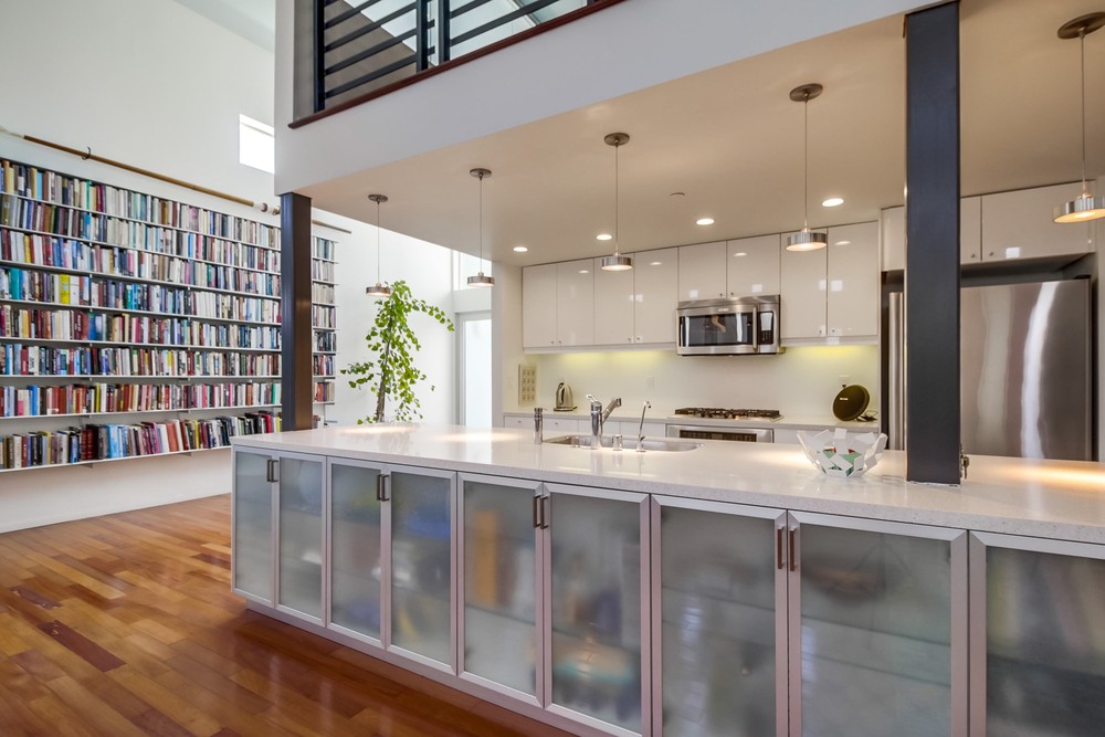 Virtual tour photo 15 of 62 for 4065 Brant St