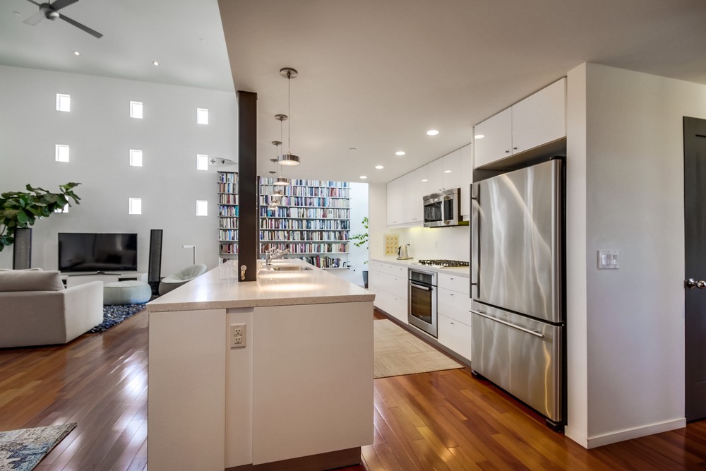 Virtual tour photo 23 of 62 for 4065 Brant St