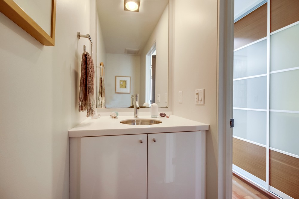 Virtual tour photo 27 of 62 for 4065 Brant St