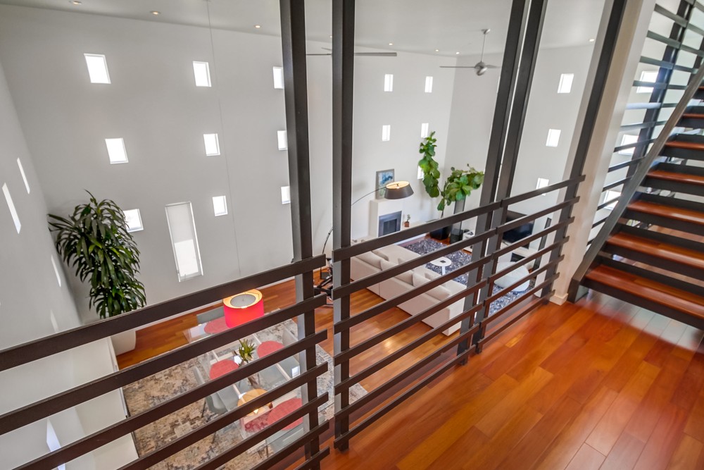 Virtual tour photo 30 of 62 for 4065 Brant St