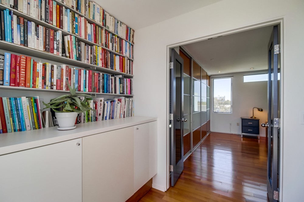 Virtual tour photo 33 of 62 for 4065 Brant St