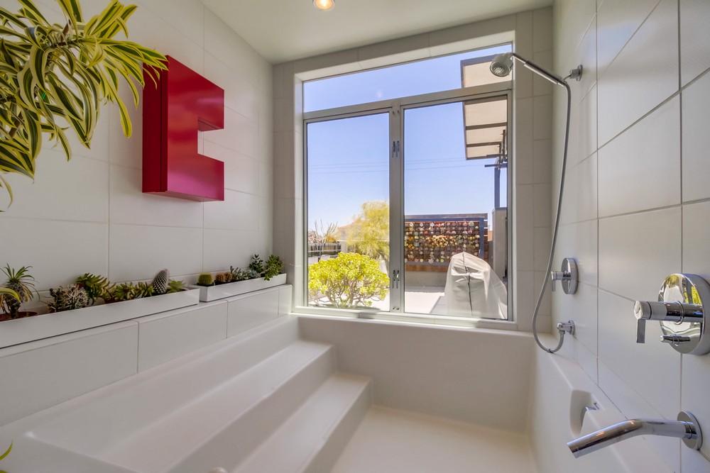 Virtual tour photo 39 of 62 for 4065 Brant St