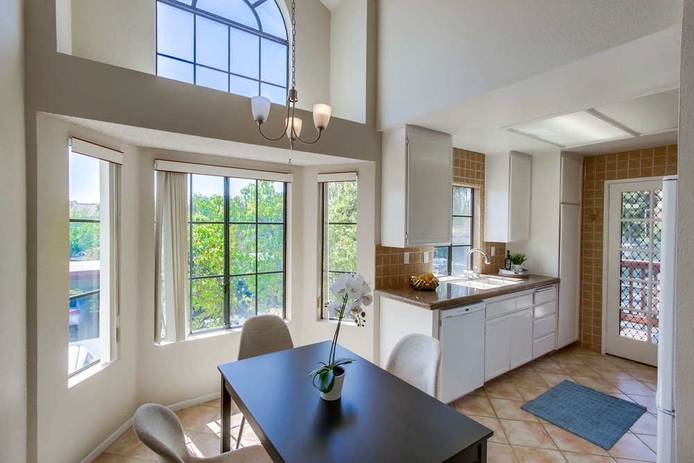 Virtual tour photo 10 of 38 for 4065 Carmel View Rd UNIT 22