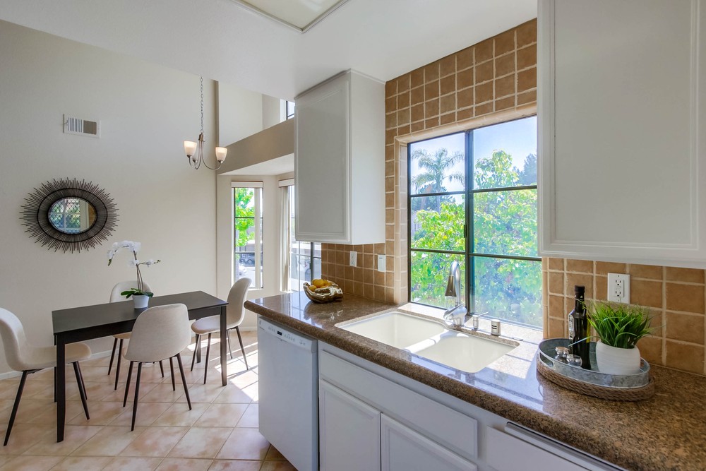 Virtual tour photo 17 of 38 for 4065 Carmel View Rd UNIT 22
