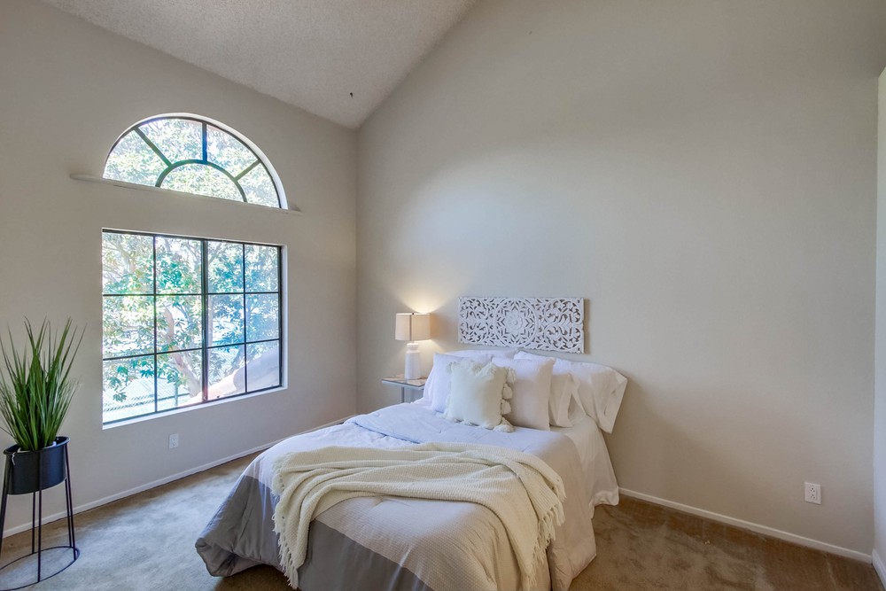 Virtual tour photo 18 of 38 for 4065 Carmel View Rd UNIT 22