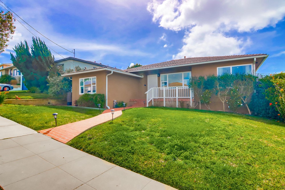 Virtual tour photo 3 of 68 for 4067 Alicia Dr