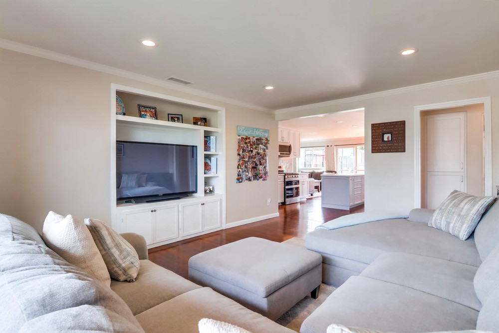 Virtual tour photo 8 of 68 for 4067 Alicia Dr